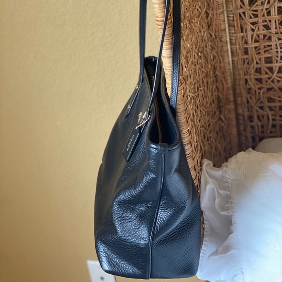 COACH PEBBLED LEATHER TOTE - BLACK - Picture 13 of 13